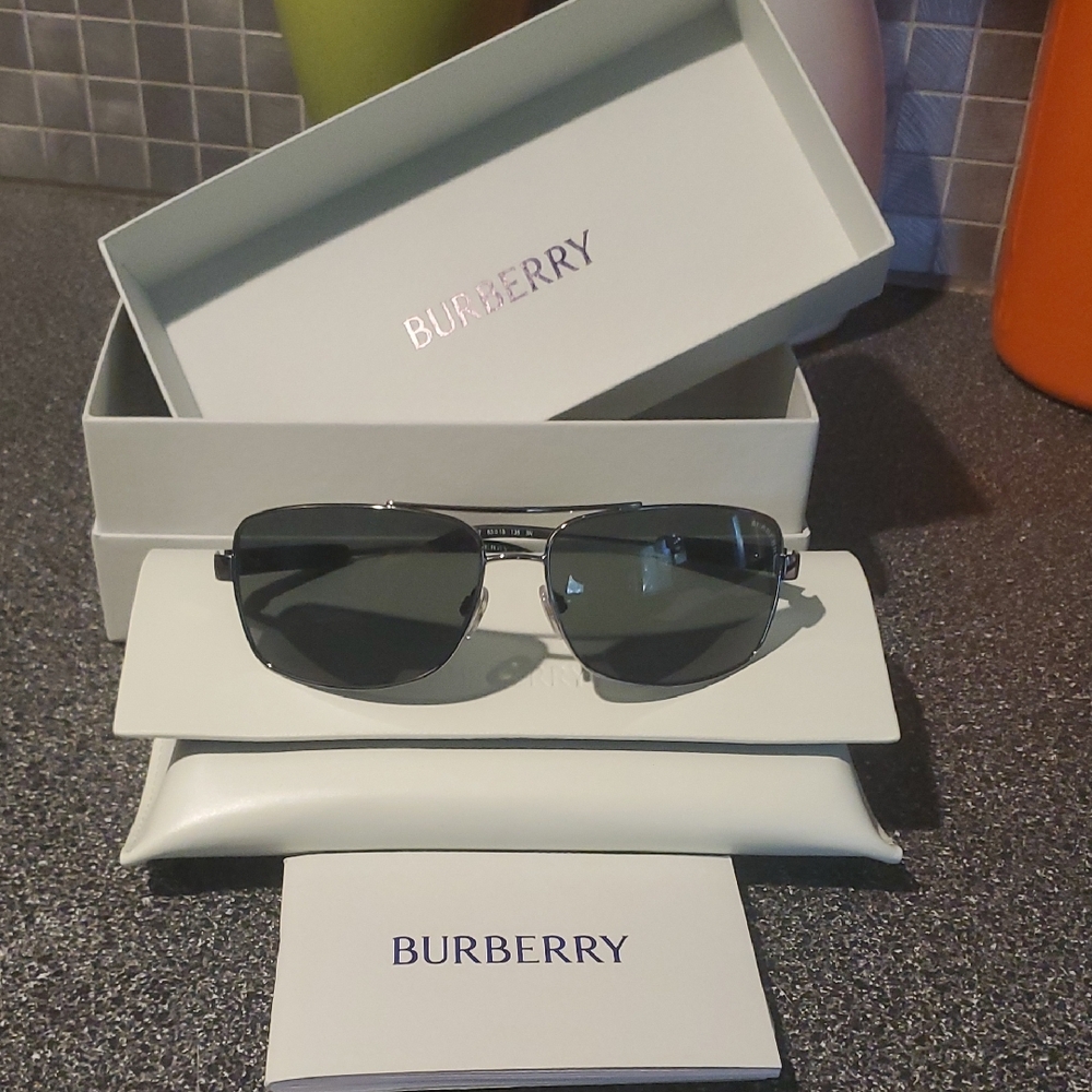 Burberry Sunglasses Gunmetal Grey NEW